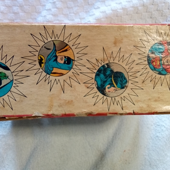 DC SUPERHERO 6 BOOK SET & SPORT CARD SET - Picture 7 of 14